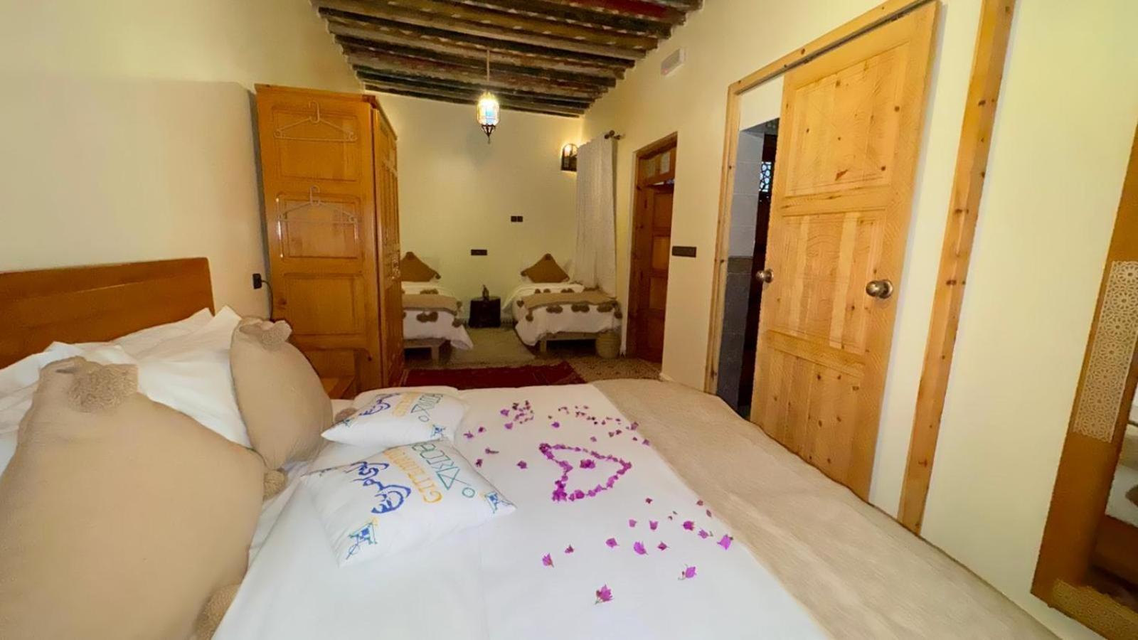 Gite Marbie Maison Rurale, Une Experience Naturelle Unique, Au Coeur Du Moyen Atlas, Maroc Kasba Tibouda Esterno foto